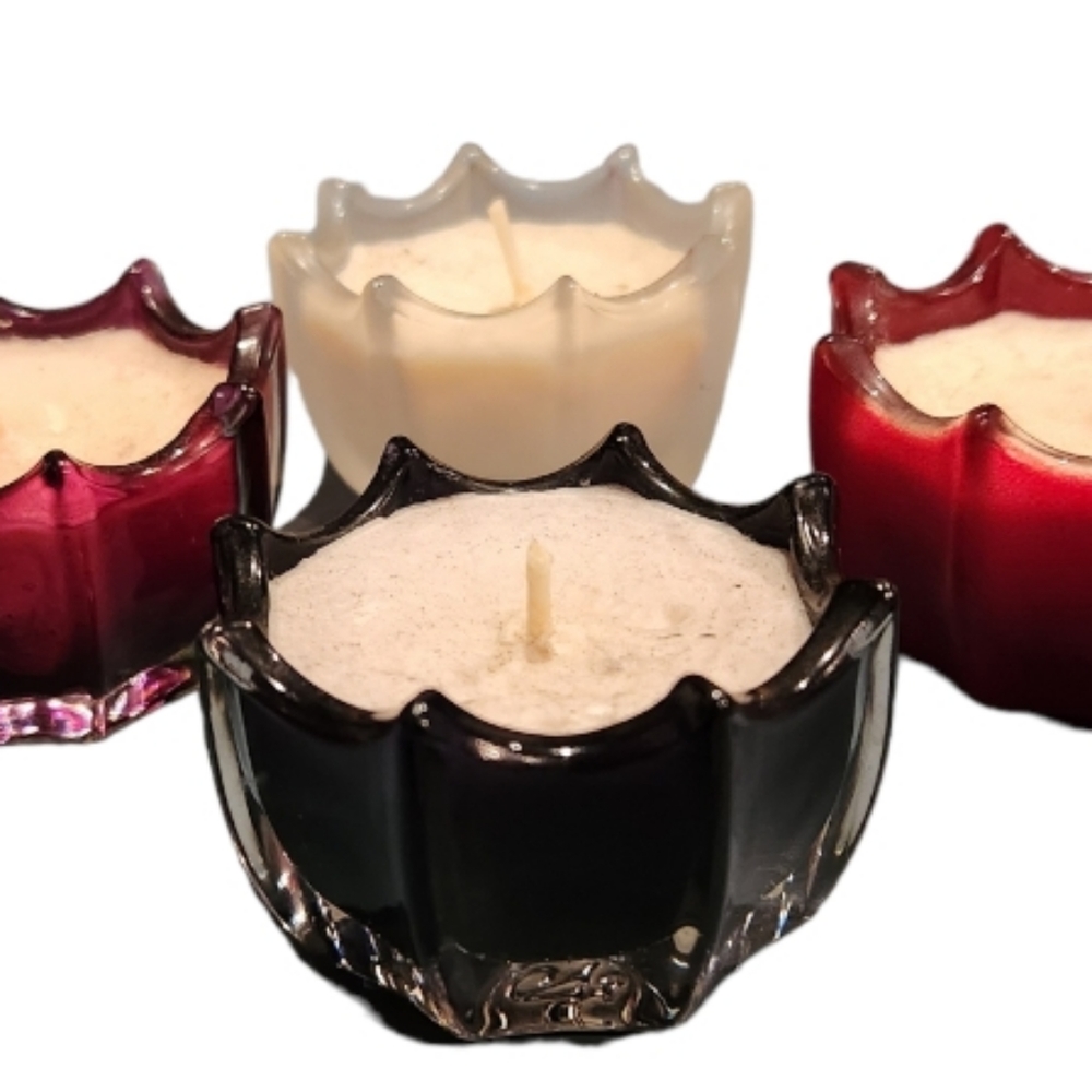 D.L. & CO. FLORAL SCALLOP CANDLE SET OF 4, 2OZ EACH - Picture 4 of 16